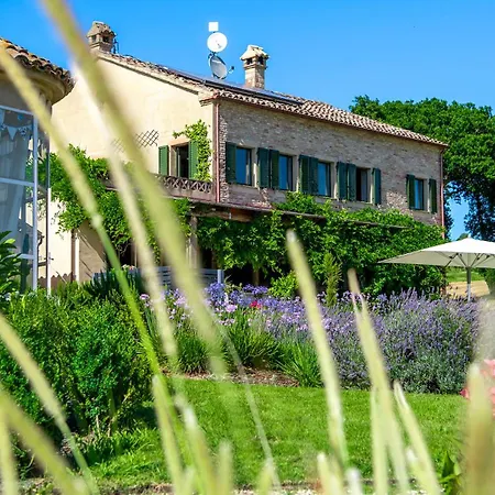 Casa Sant'elia 10, Emma